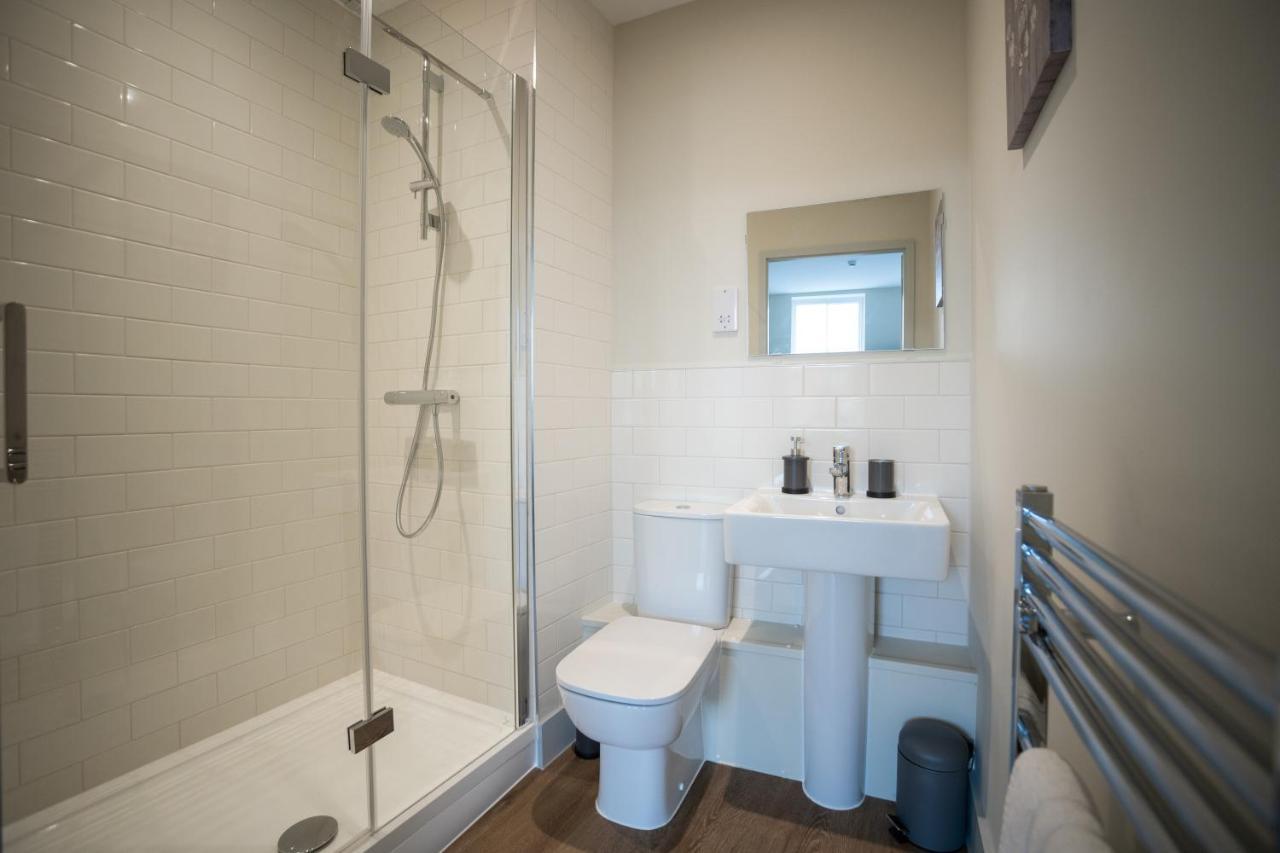 Hereford City Centre - Apartment 7, Isabella House - Modern Apartment In The Heart Of The City - Sleeps 2 Guests - Hosted By Rentmyhouse エクステリア 写真